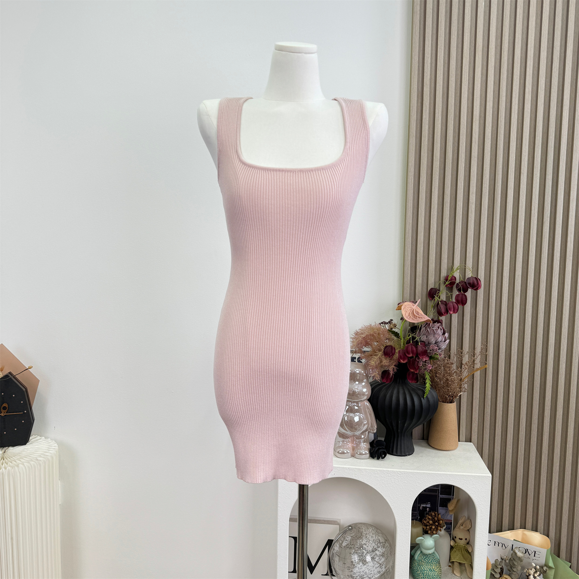 Sweet Wolf Ribbed Knit Sleeveless Dress for Women Summer Waist-Slimming Two-Color - Image 2