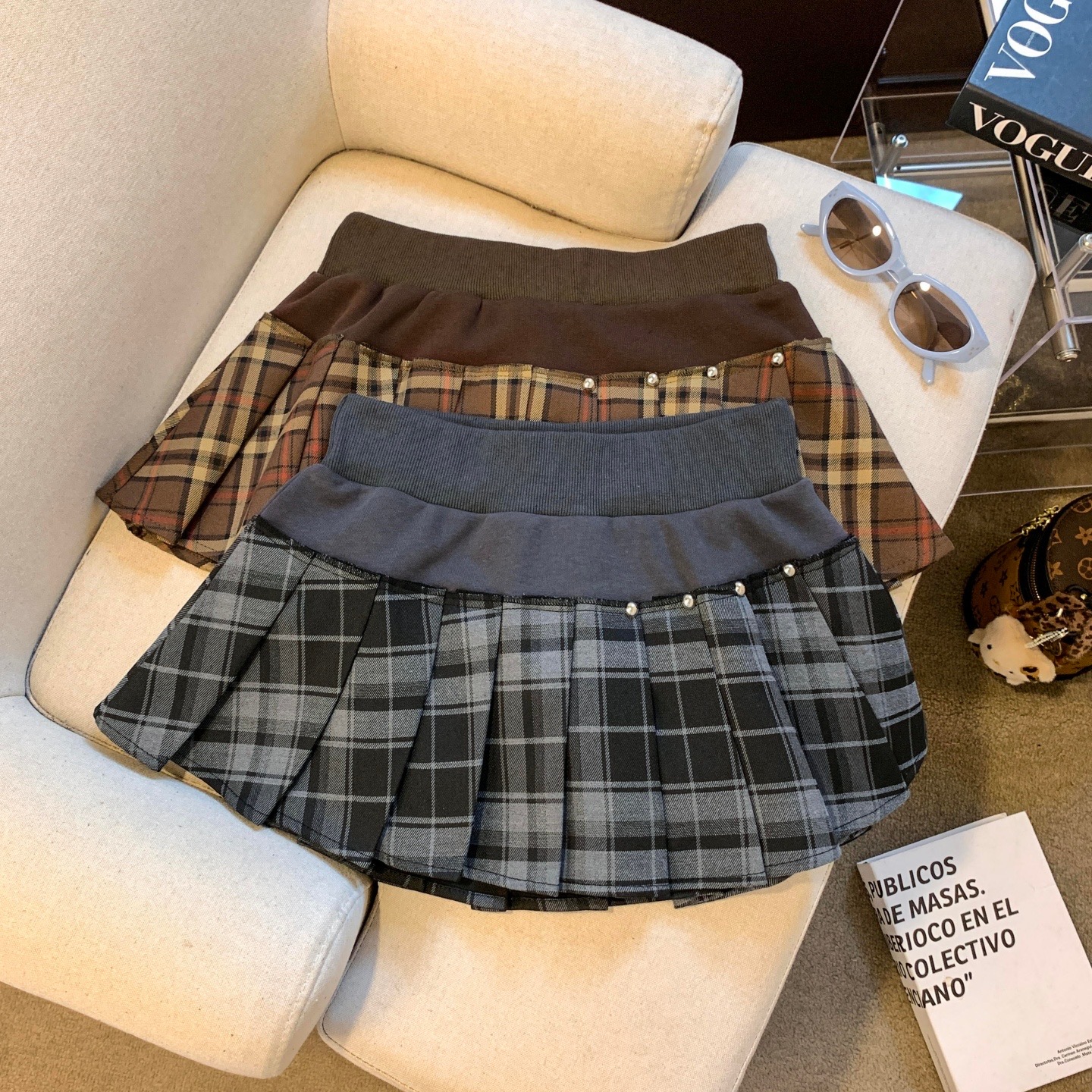 Pleated Low Waist Color Block Mini Skirt for Women