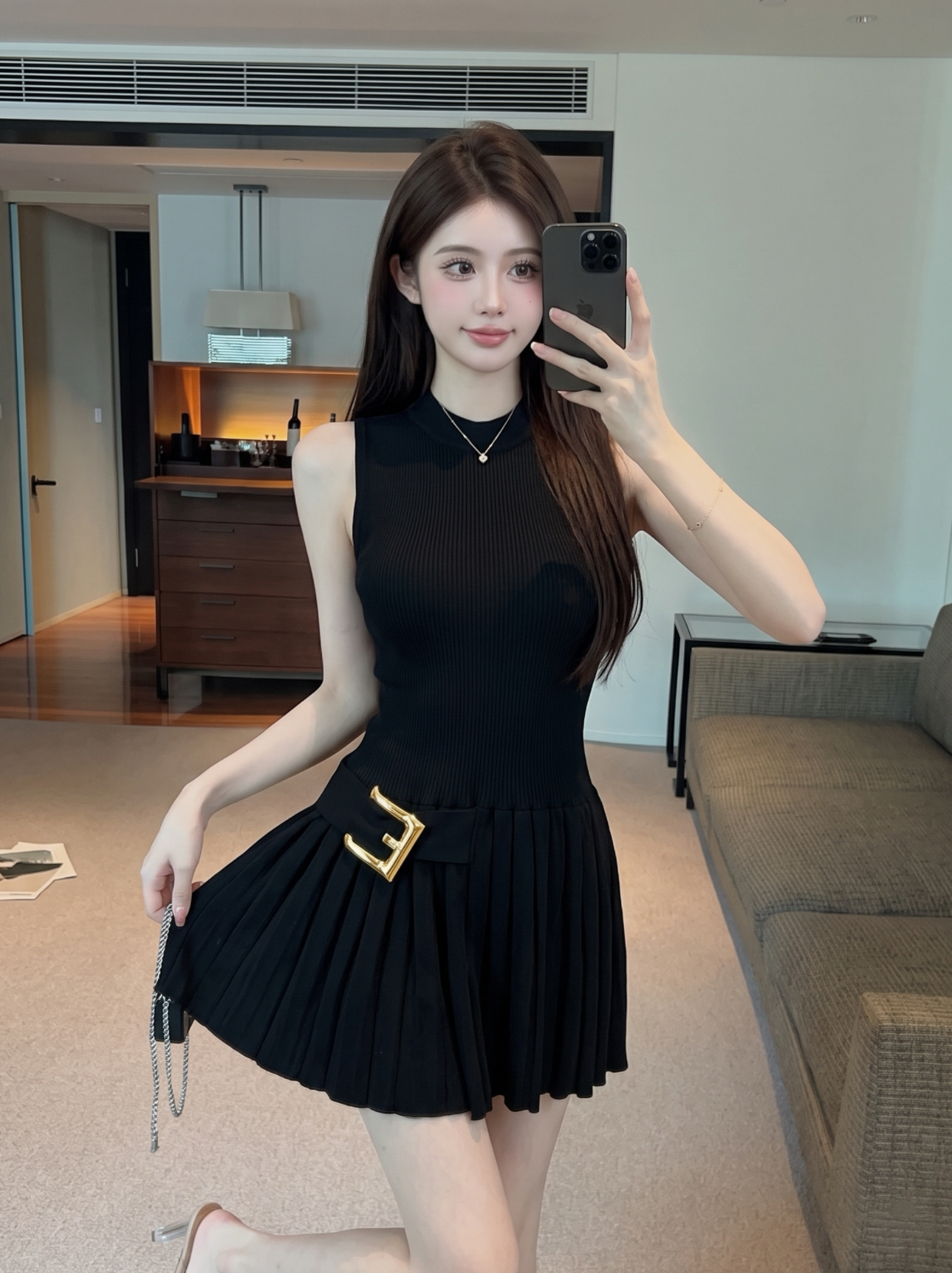 Pleated Sleeveless Dress with Round Neck and Cinched Waist - Image 4