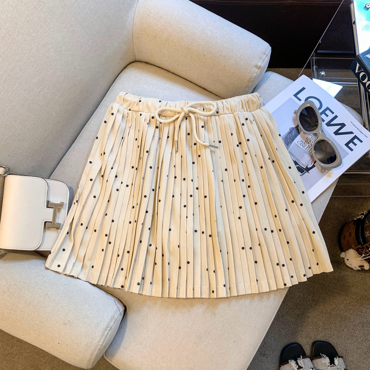 Korean Sweet Polka Dot Pleated A-Line Mini Skirt - Image 3
