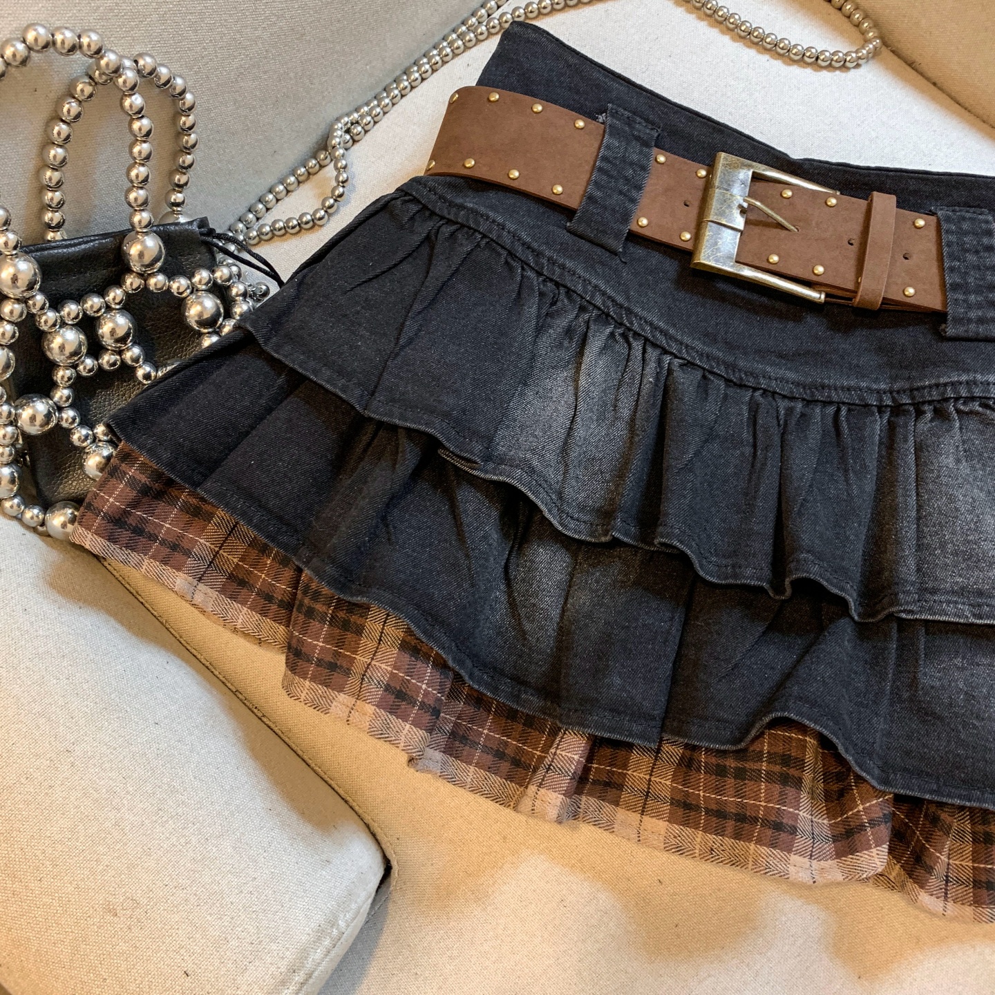2026 Early Autumn Denim Ruffle Tiered A-Line Mini Skirt for Women with Belt - Image 4