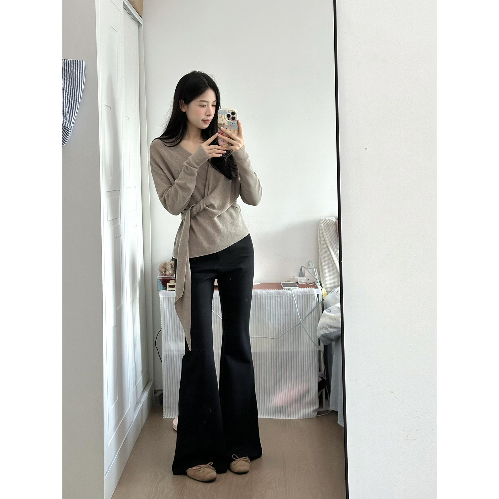 Women's Cross-Front Knit Top in Oatmeal, One Size, Multi-Way Wear - Image 5