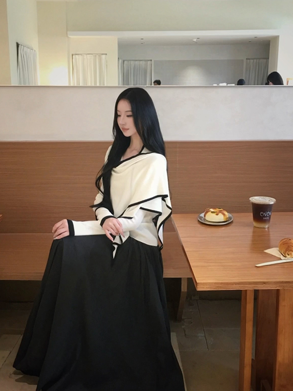 Korean Style Two-Piece Knit Sweater Set with Triangle Shawl Design Slimming Long Sleeve Top Fall - Image 4