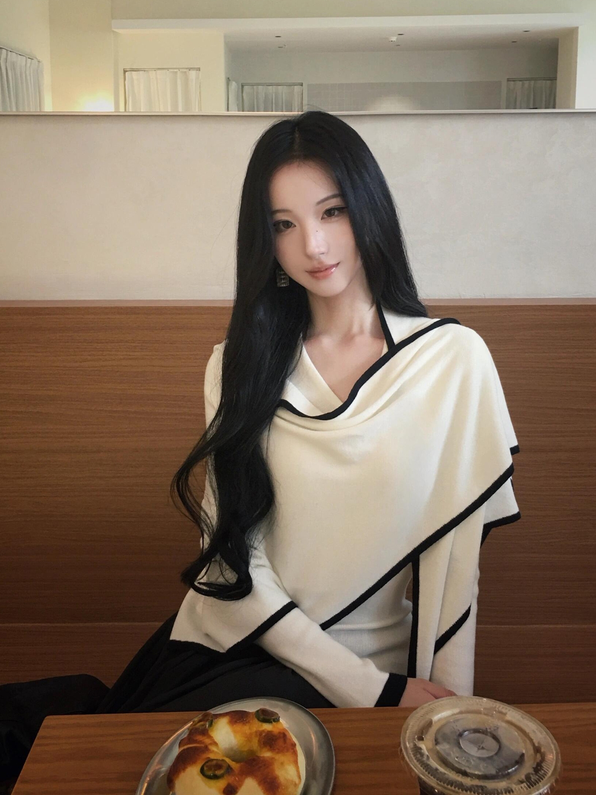 Korean Style Two-Piece Knit Sweater Set with Triangle Shawl Design Slimming Long Sleeve Top Fall