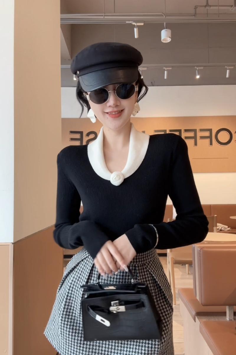 Lilian Ribbed Knit Sweater with Color Block Design Women New Fall 2026