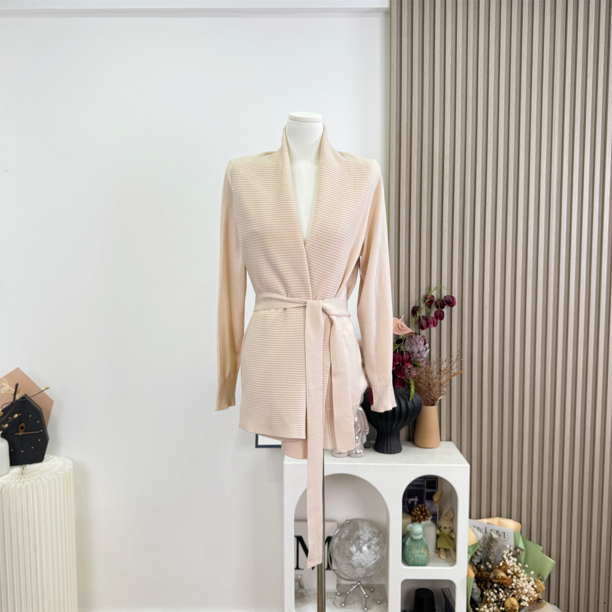 Women's Lazy Bathrobe-Style Knit Cardigan with Belt Waist V-Neck Loose Slimming Commuter Sweater - Image 3